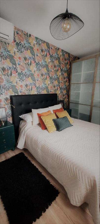 Malaga Centro Terraza Apartment Екстериор снимка